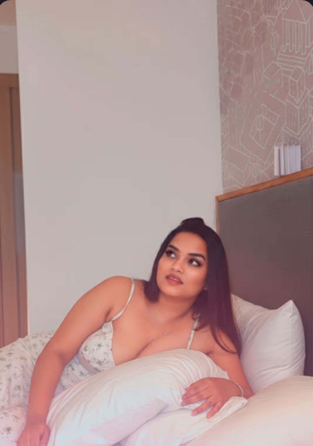 HOT N WIlD KAVYA BJ EXPERT preview 2