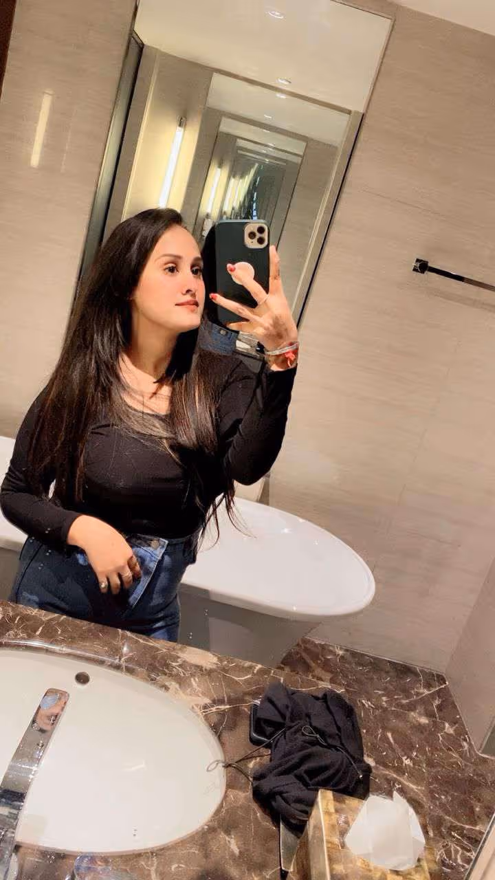 MARRIOT HOTEL RECEPTIONIST gallery 6