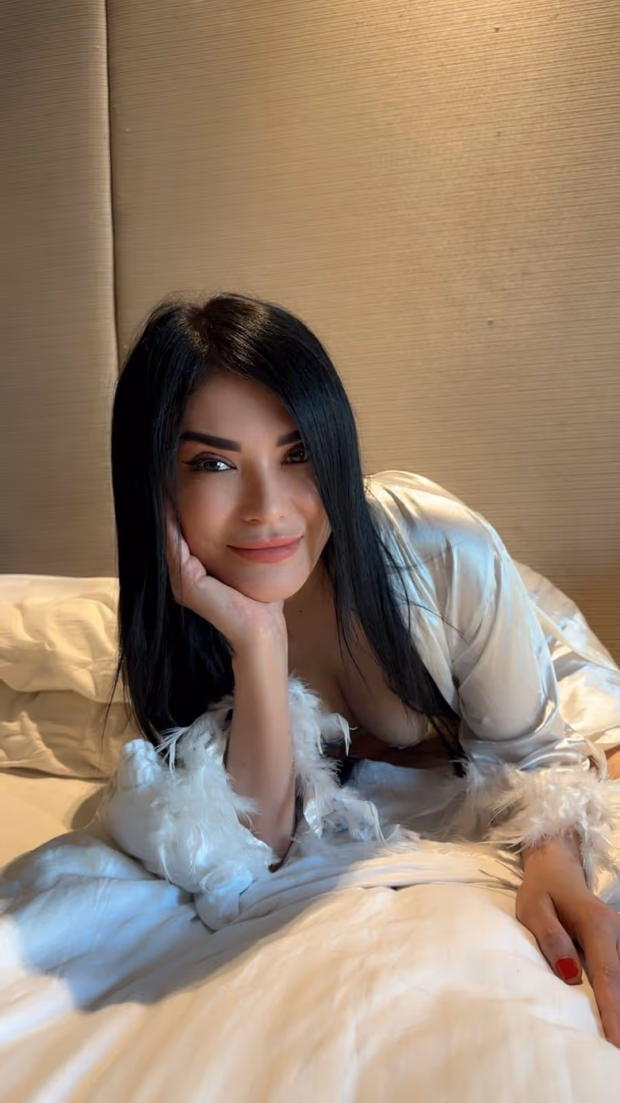 RUSSIAN SUPER MODEL NORA gallery 6