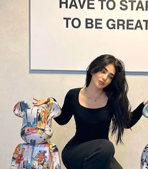 TOP CLASS RUSSIAN MODEL gallery 8